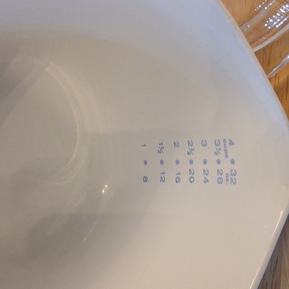 CorningWare White Saucepan with Glass Lid - Picture 4 of 6